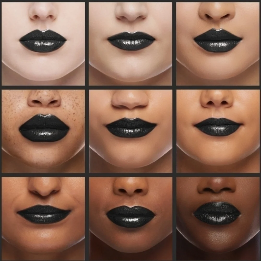 Covergirl Exhibitionist metallic lipstick 555